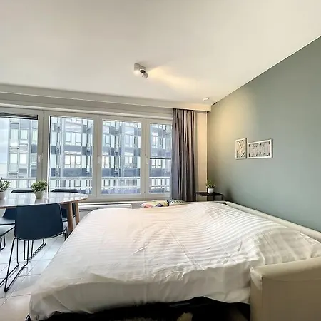 Flat Vendome - & Seaview Apartment