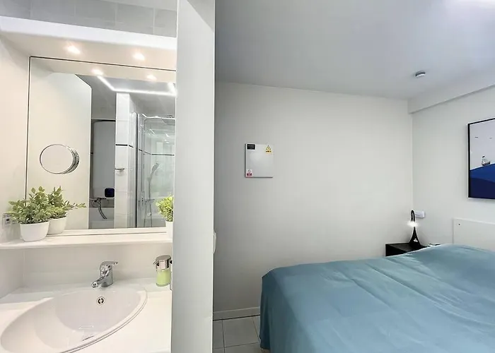 Flat Vendome - & Seaview Appartement *